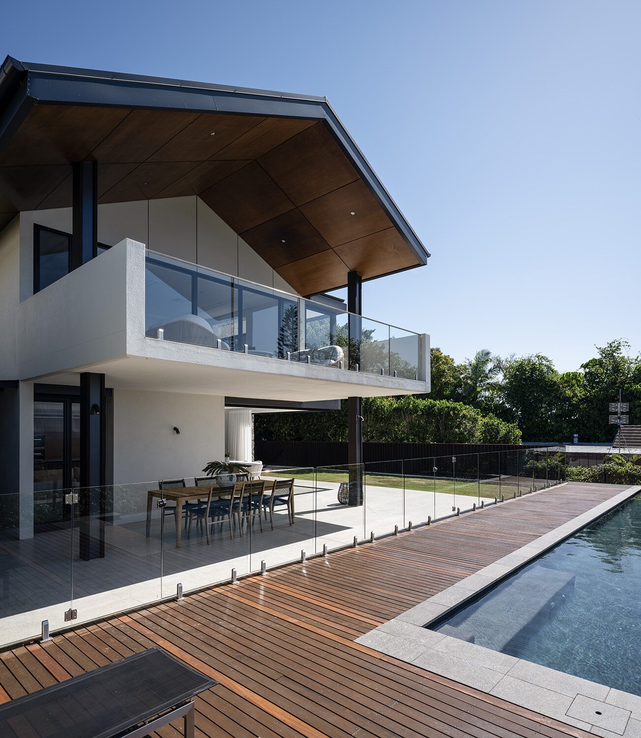 Amaroo — exterior detail