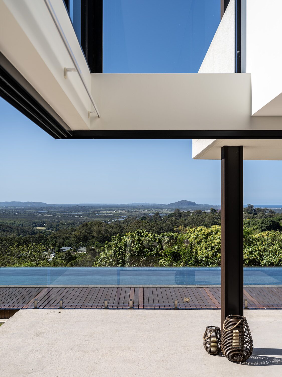 Amaroo — interior detail