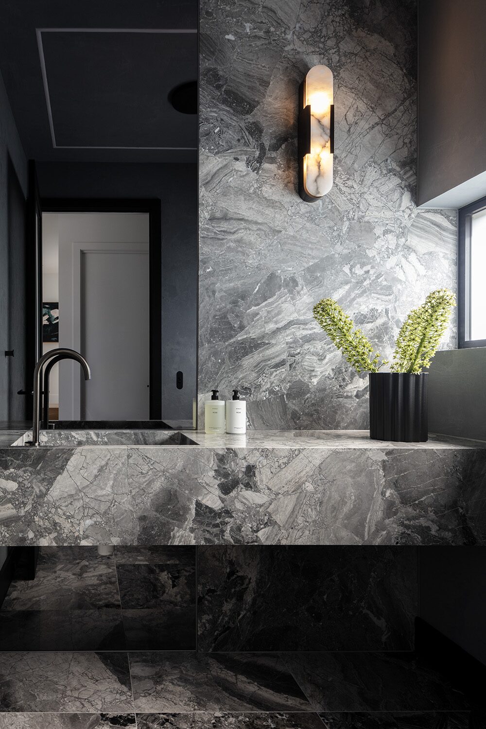 Belvedere — bathroom