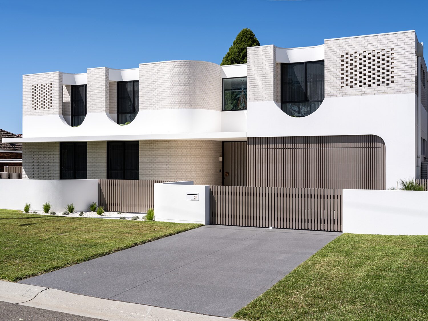 Miranda — exterior