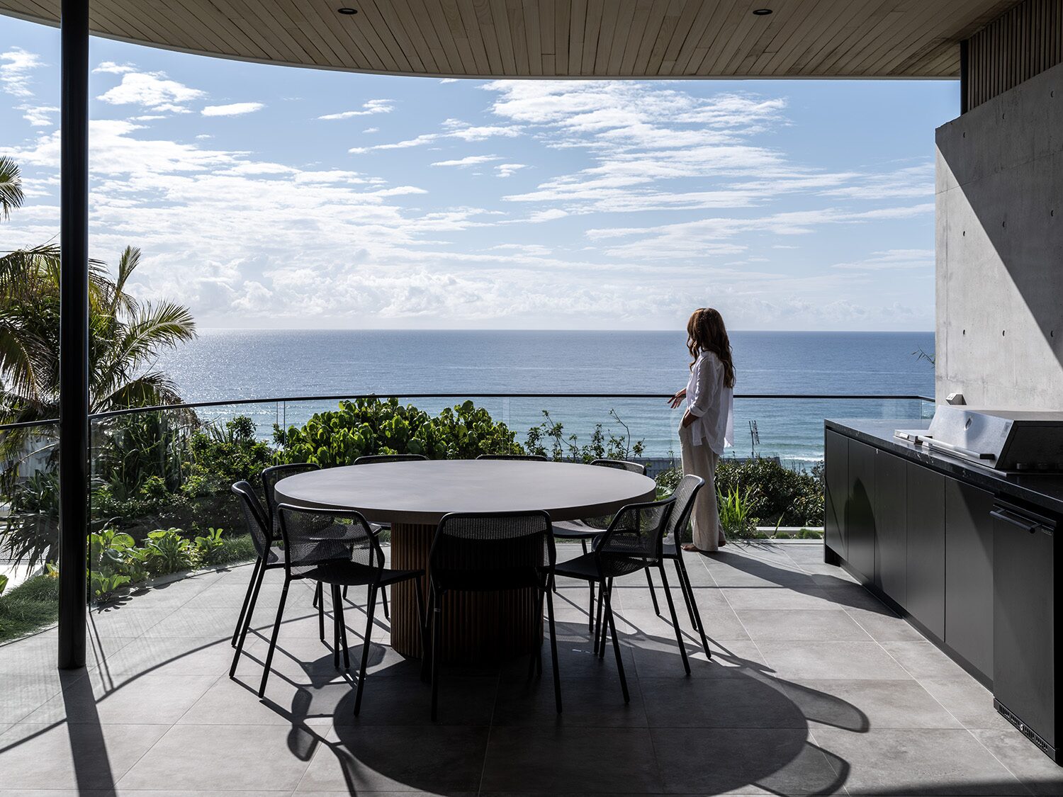 Netherby Rise — outdoor lounge