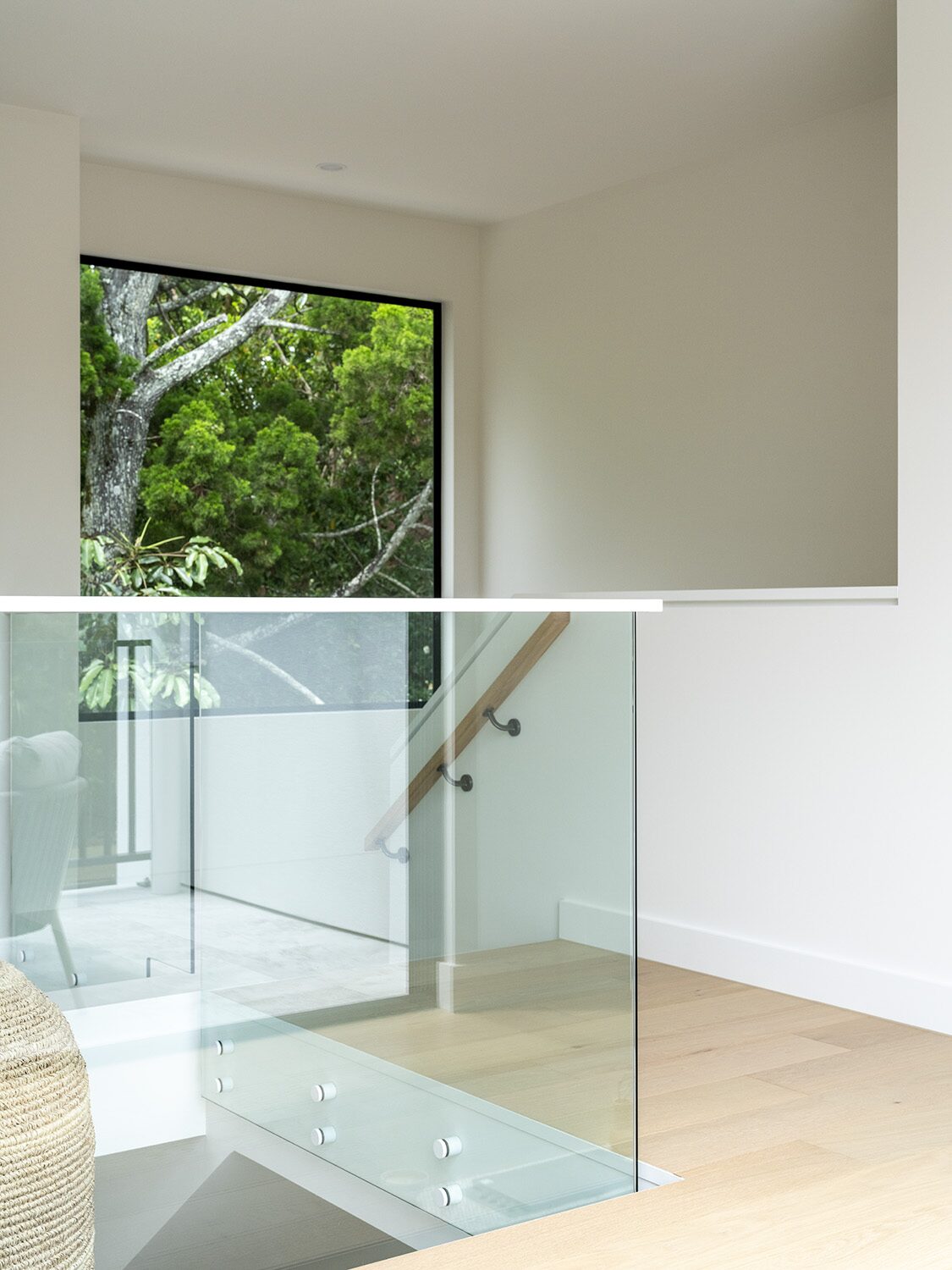 Noosaville — interior detail