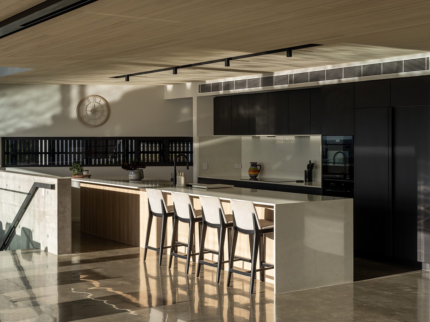 Pacific Heights — interior detail