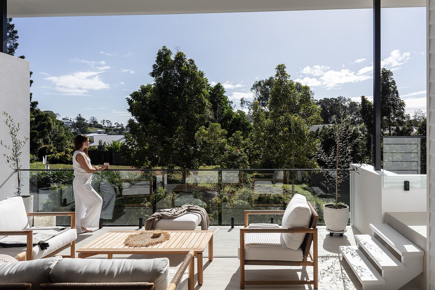 Vantage — balcony lounge, hinterland view