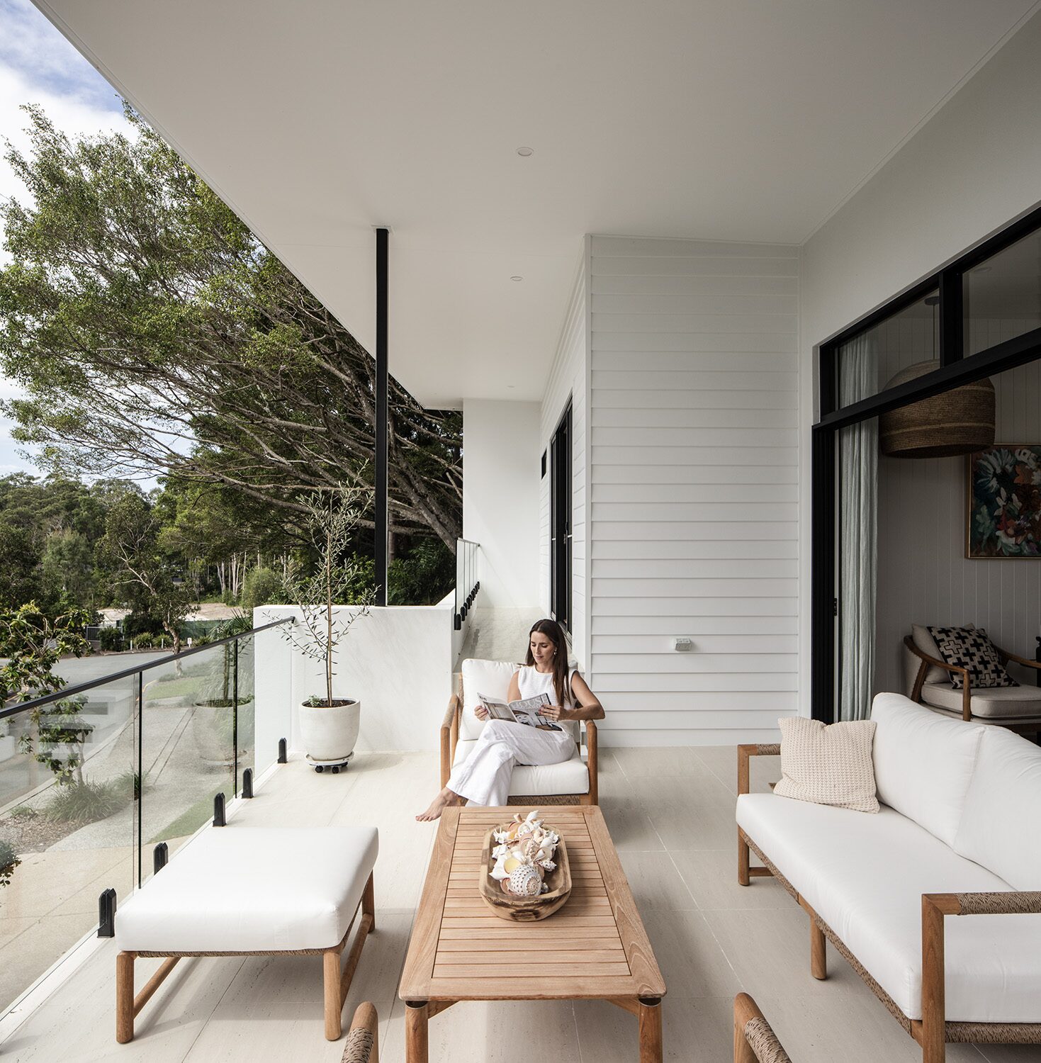 Vantage — balcony lounge, wide view