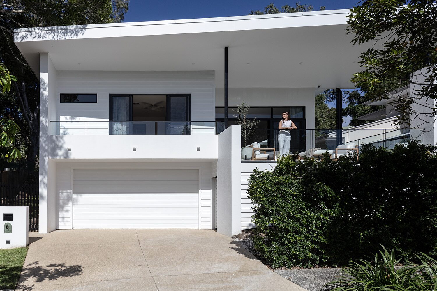 Vantage — front facade and driveway